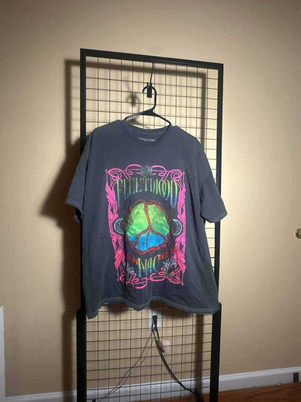 Fleetwood Mac Graphic Band T-Shirt with Exposed Seam Detail
